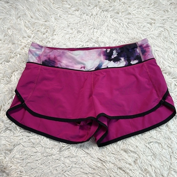 Lululemon Speed Short Raspberry / Blooming Pixie Multi / Black - Picture 1 of 9